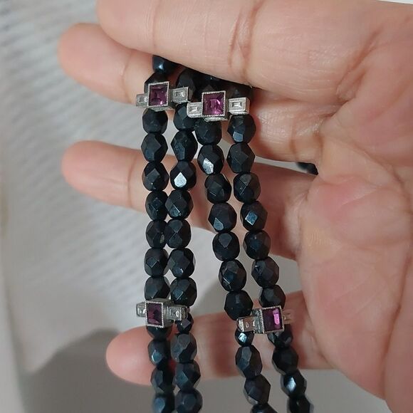 SOLD Vintage Faceted Glass Crystals Necklace with Round Rhinestone Paved Pendant - Picture 6 of 8